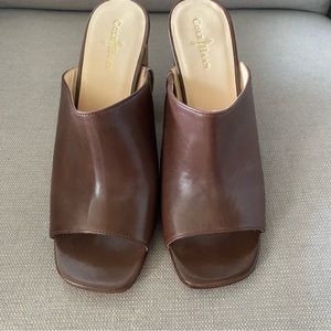 COLE HAAN OPEN TOE MULE, brown size 7B